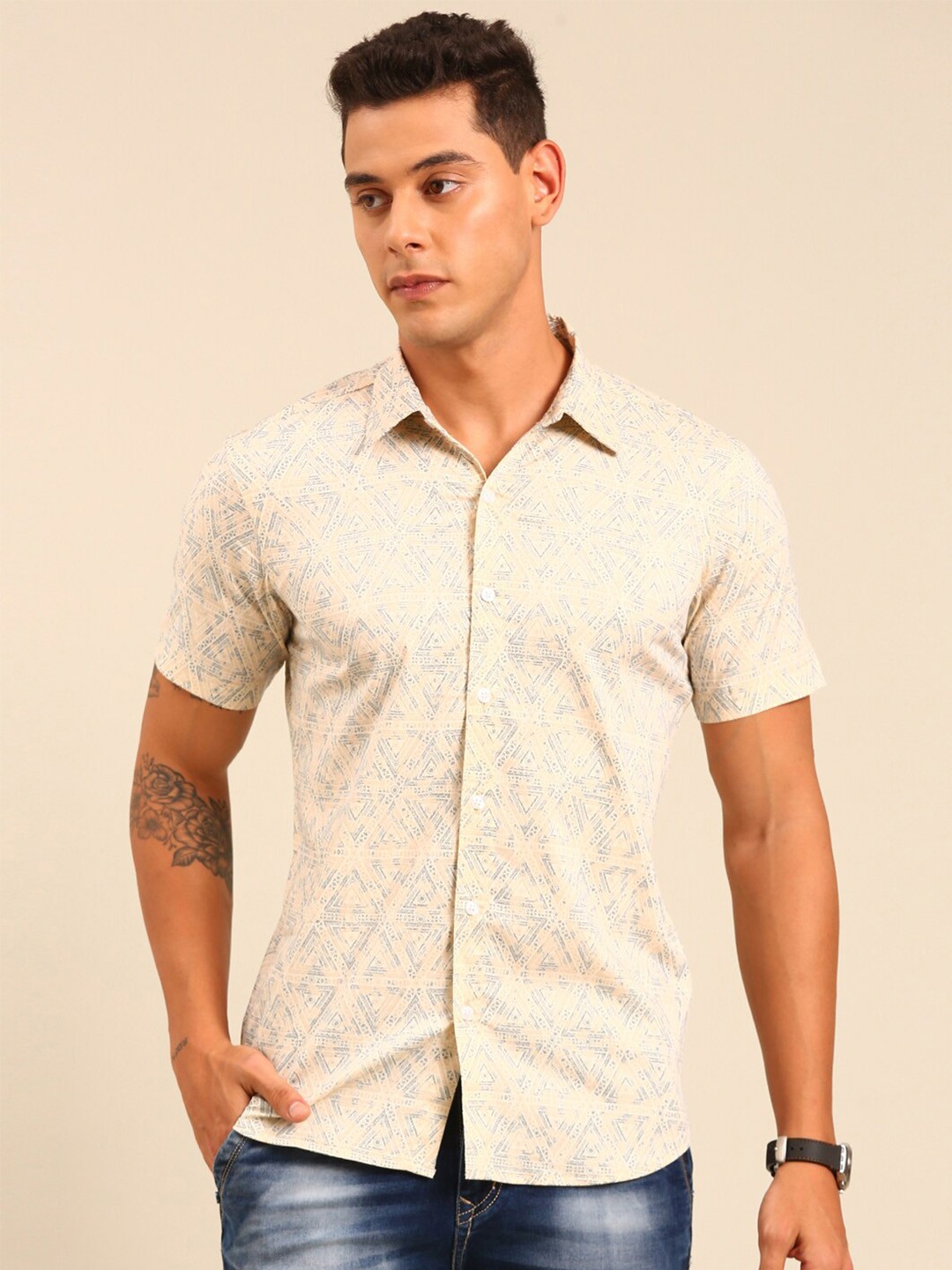 

Joven Geometric Printed Cotton Regular Spread Collar Regular Fit Casual Shirt, Beige