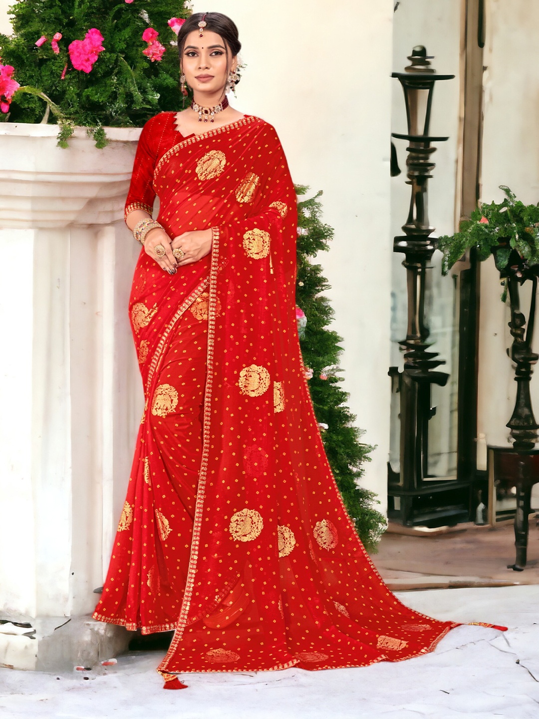 

DIVASTRI Bandhani Printed Saree, Red