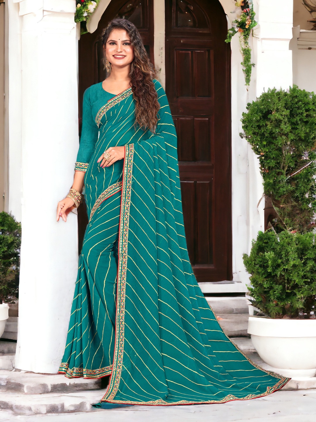 

DIVASTRI Pure Georgette Leheriya Saree With Tassels, Turquoise blue