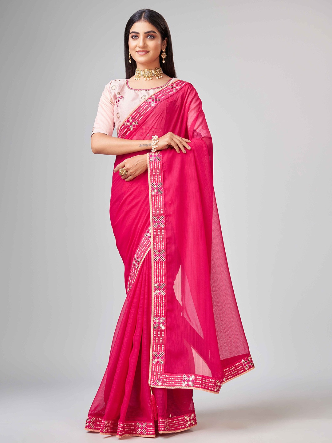 

Linza Sequinned Georgette Mysore Silk Saree, Red