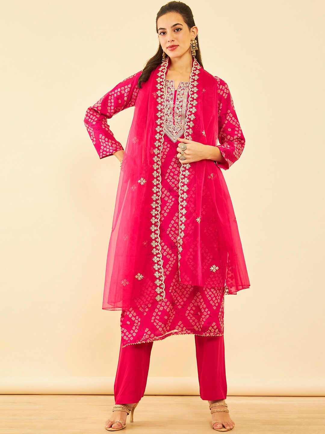 

Soch Bandhani Printed Sequined Organza Unstitched Dress Material, Magenta