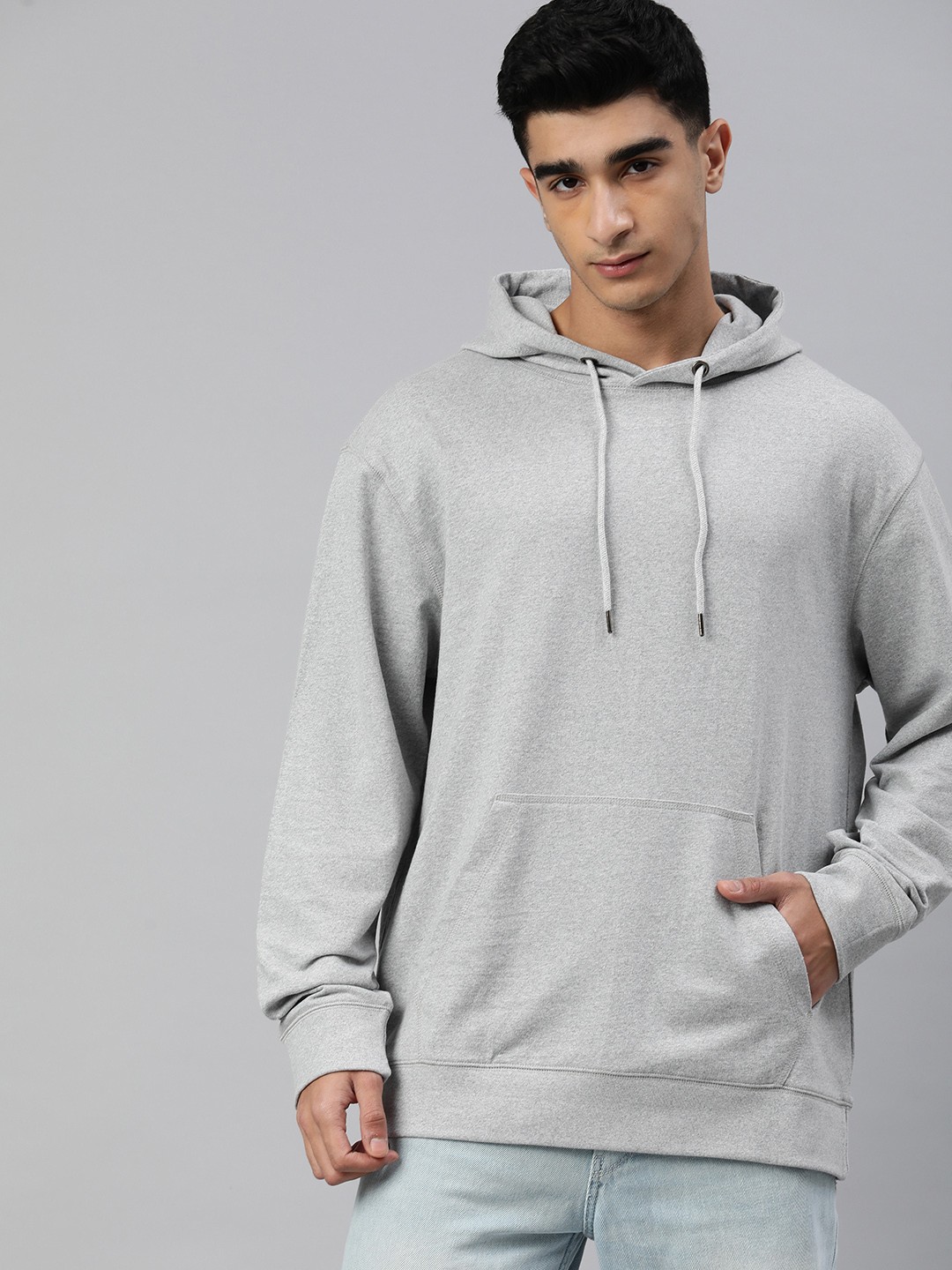 

Huetrap Men Solid Hooded Sweatshirt, Grey melange