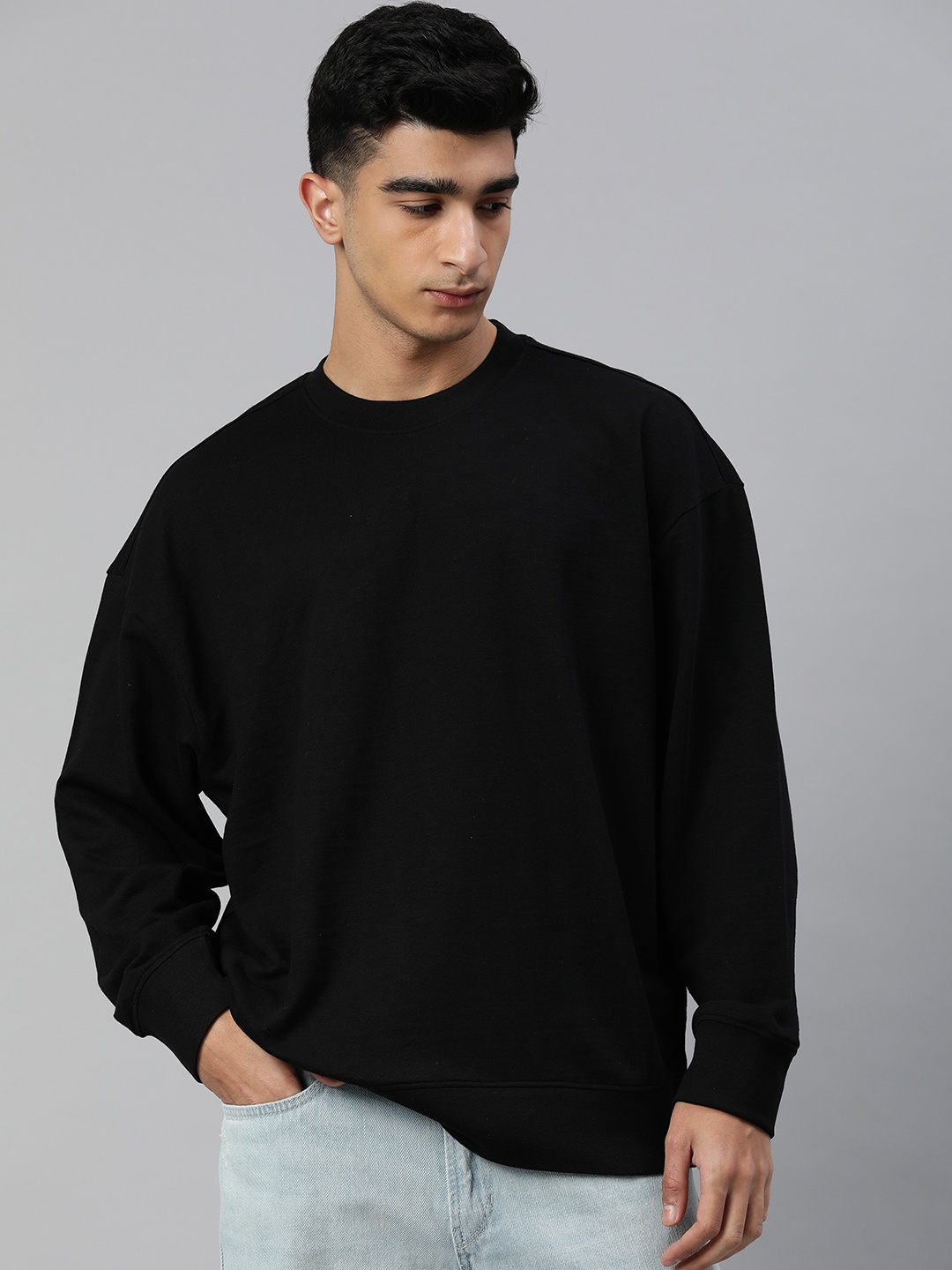 

Huetrap Men Solid Pullover Sweatshirt, Black