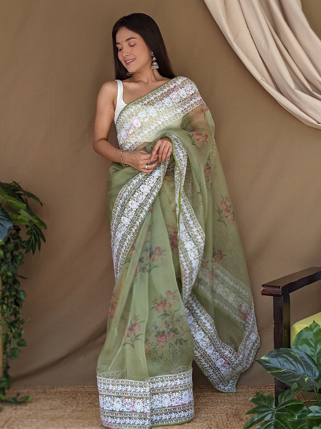 

Kalista Green Floral Embroidered Organza Saree