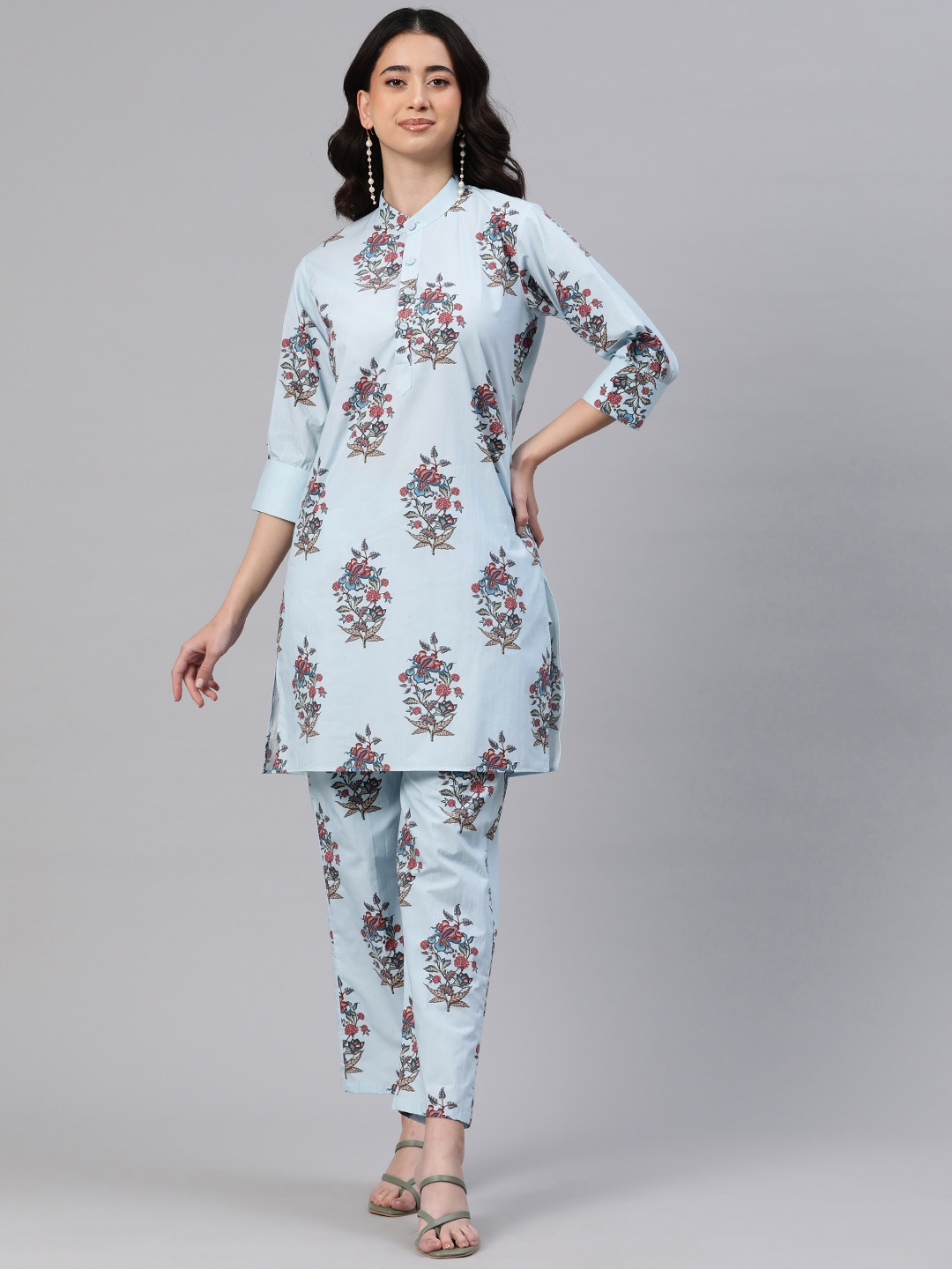 

BUTA BUTI Floral Printed Regular Pure Cotton Kurti with Trousers, Blue