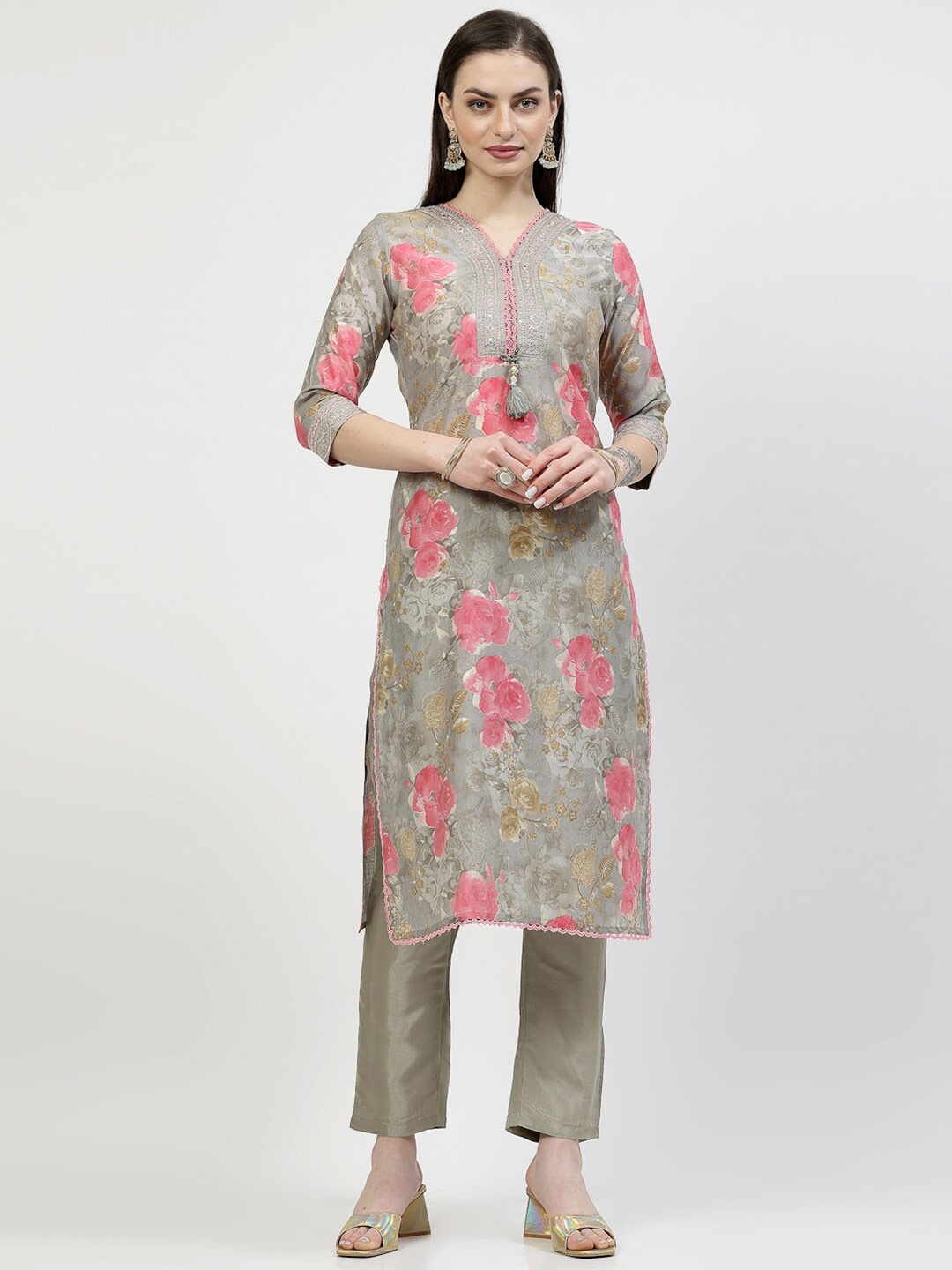 

YELLOW CLOUD Floral Printed Straight Kurta with Trouser & Dupatta, Grey