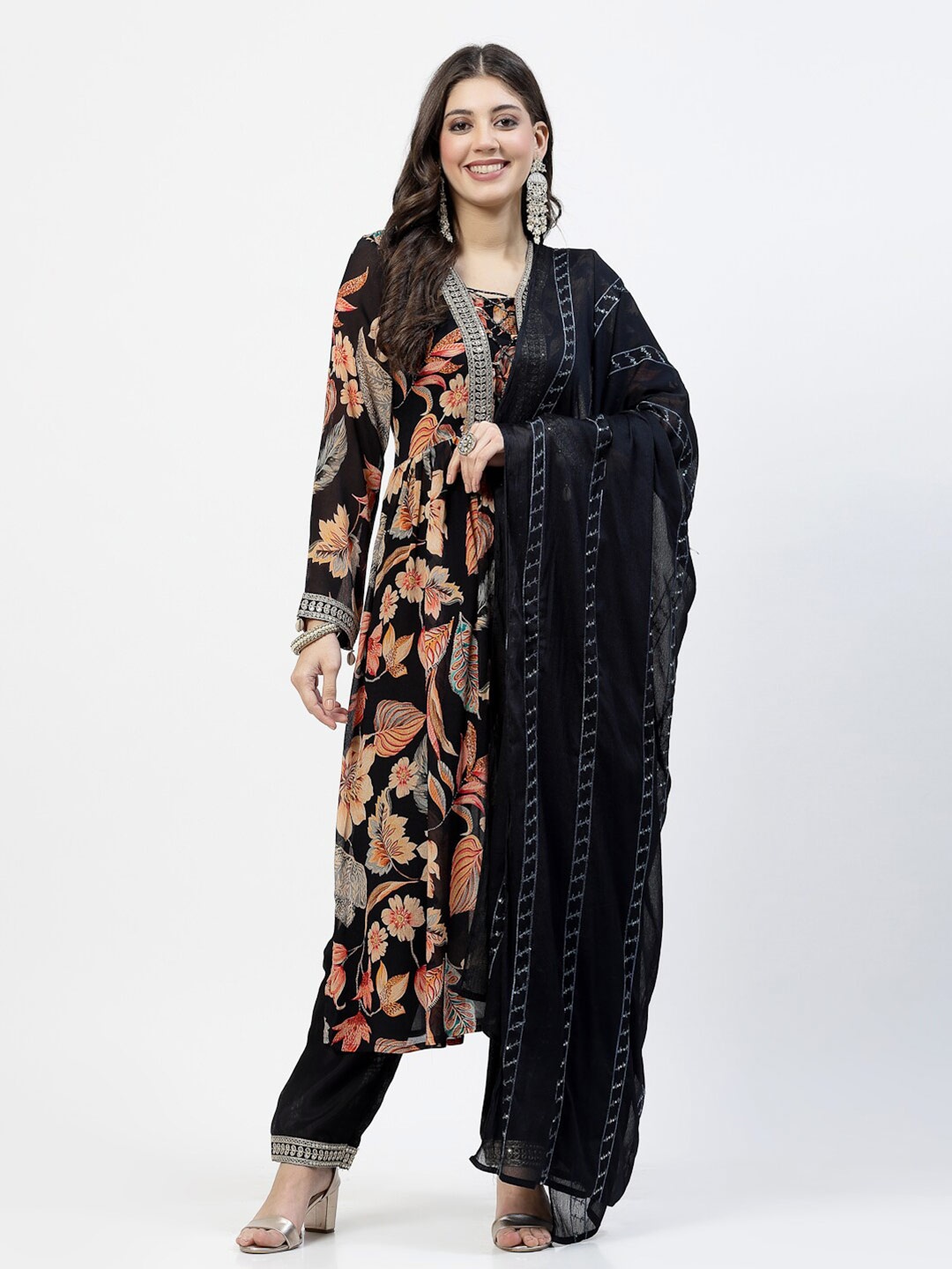 

YELLOW CLOUD Floral Printed A Line Kurta with Trouser & Dupatta, Black