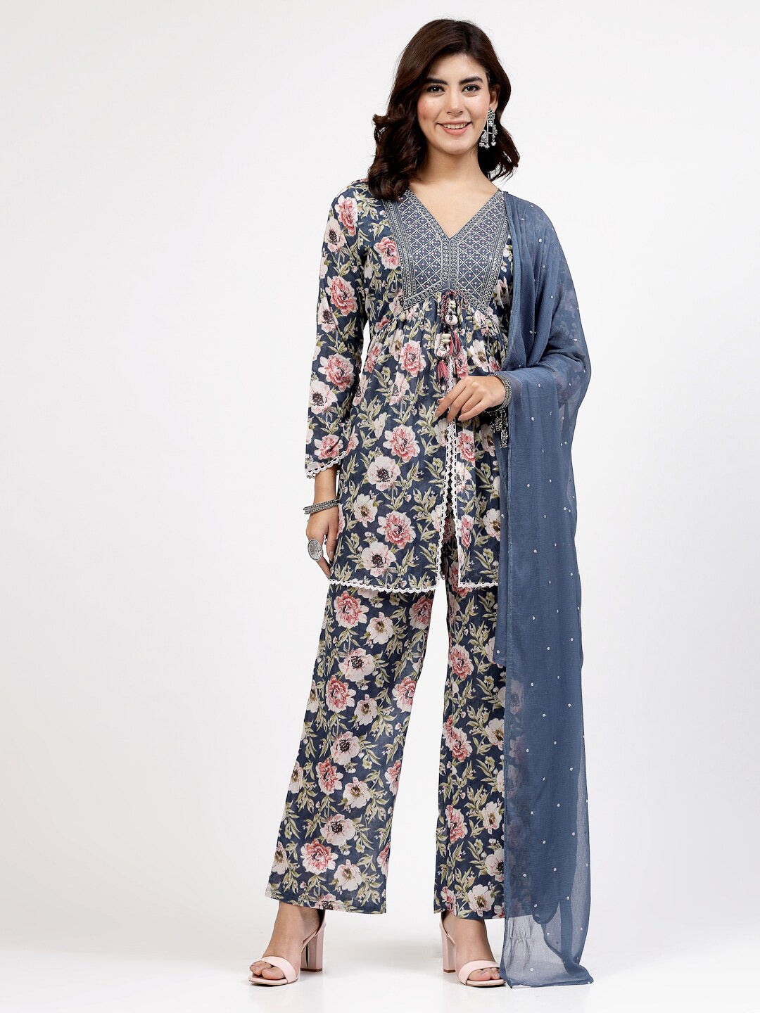 

YELLOW CLOUD Floral Printed A Line Thread Work Kurta with Trouser & Dupatta, Blue