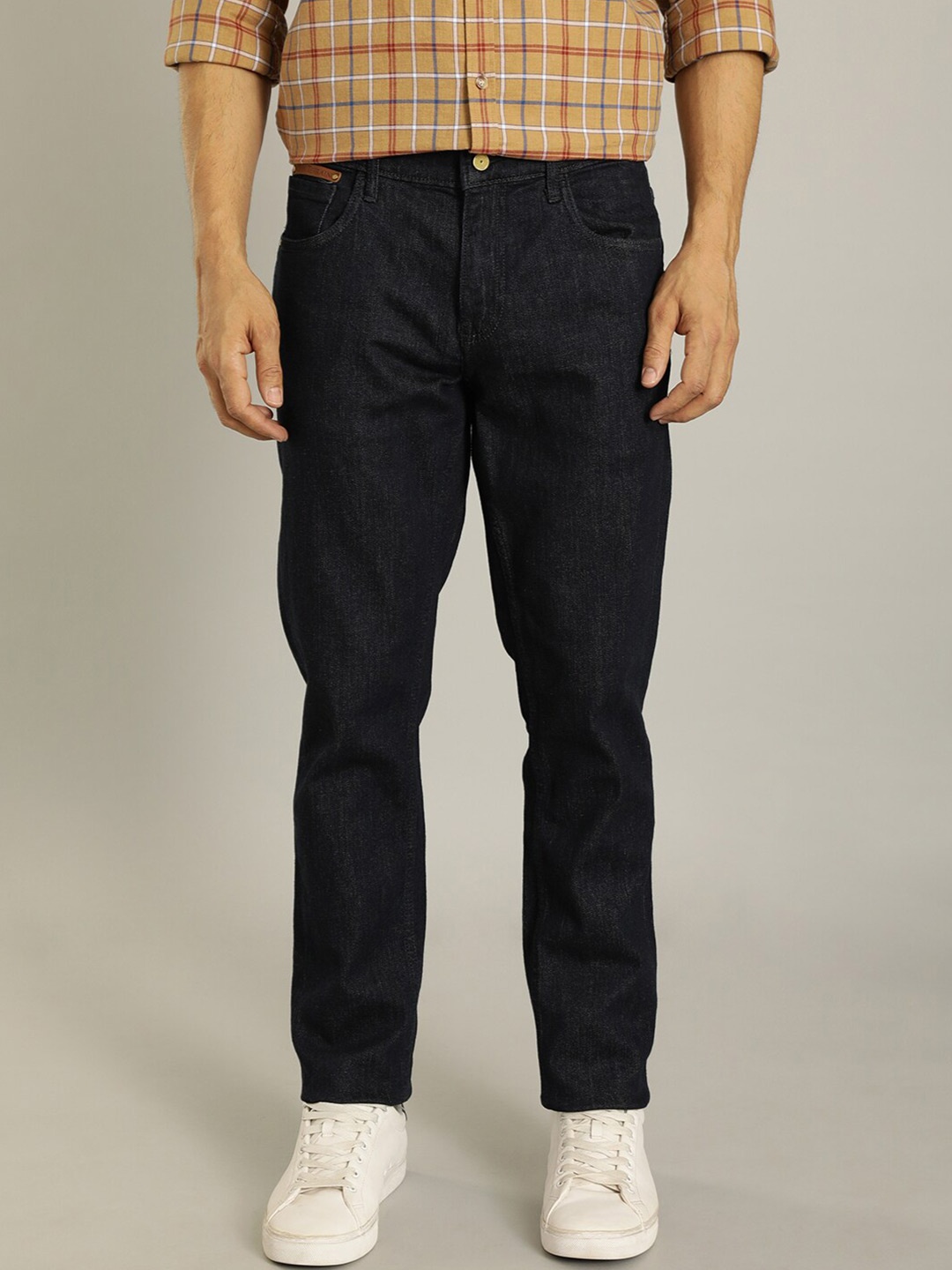 

Indian Terrain Men Brooklyn Slim Fit Clean Look Jeans, Black