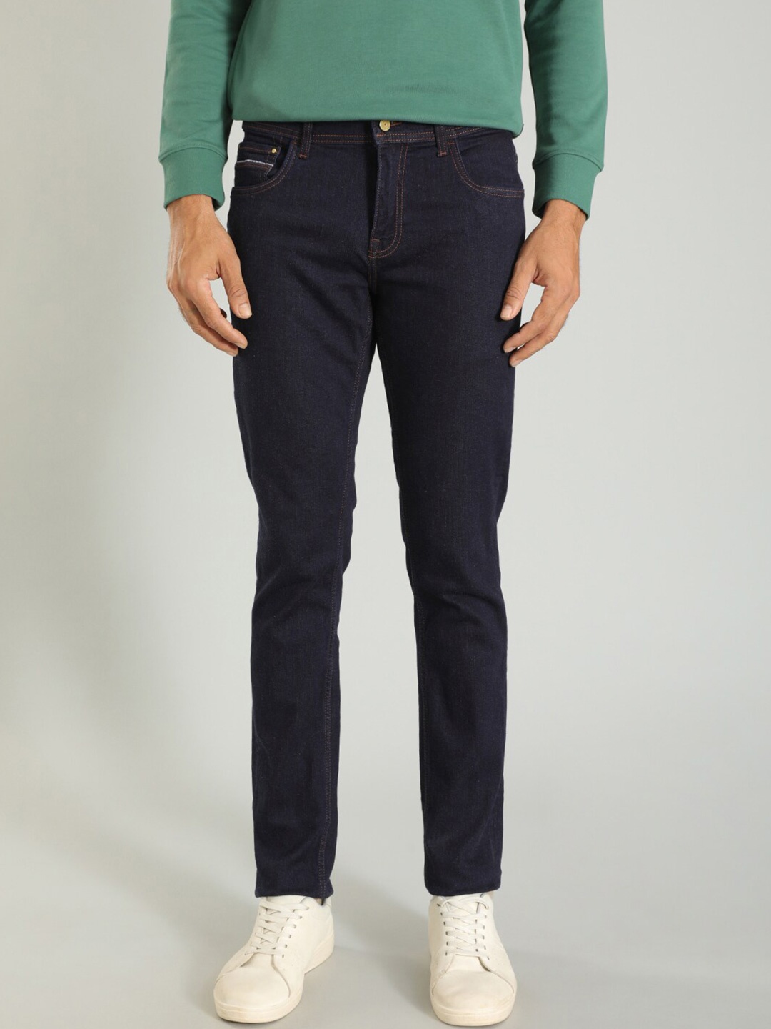 

Indian Terrain Men Brooklyn Slim Fit Mid-Rise Stretchable Jeans, Navy blue