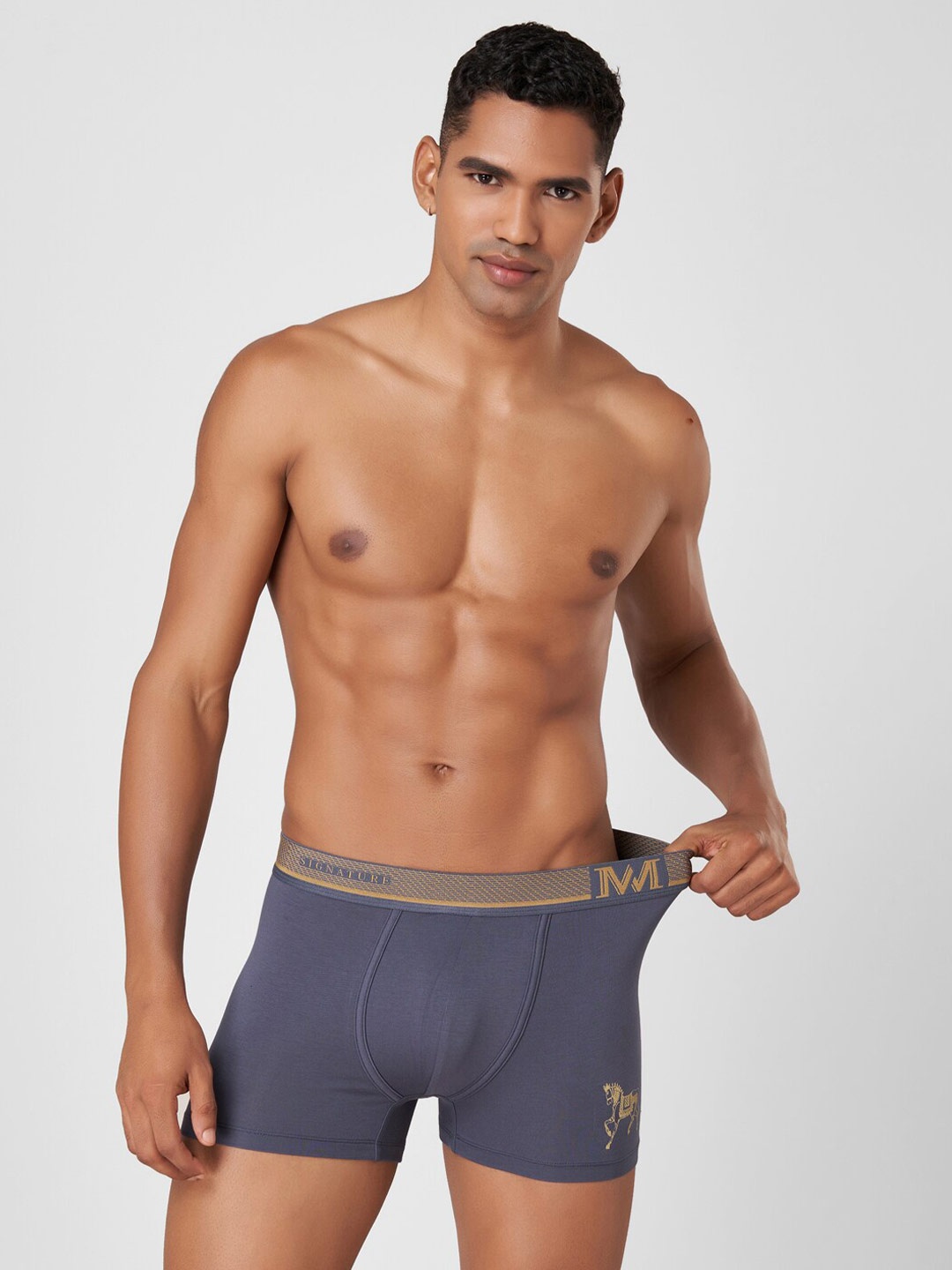 

Macroman M-Series MW Signature Shape Retention Trunk 8903978391908, Grey