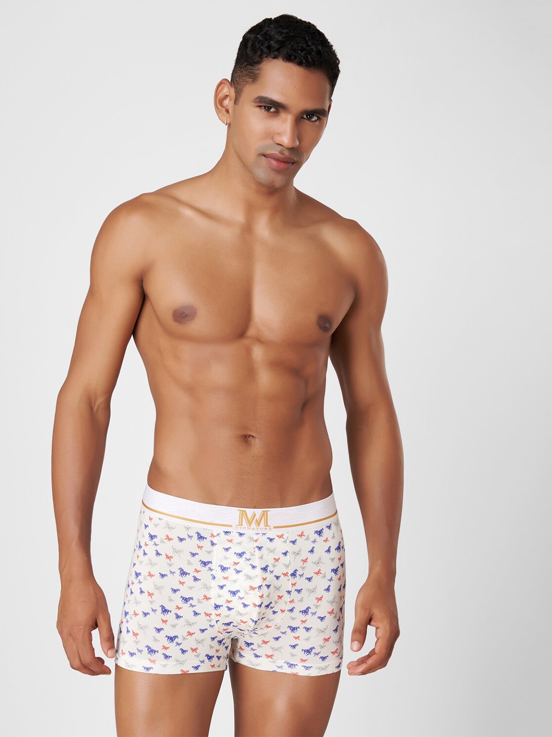 

Macroman M-Series Printed Shape Retention Trunk 8903978393551, White