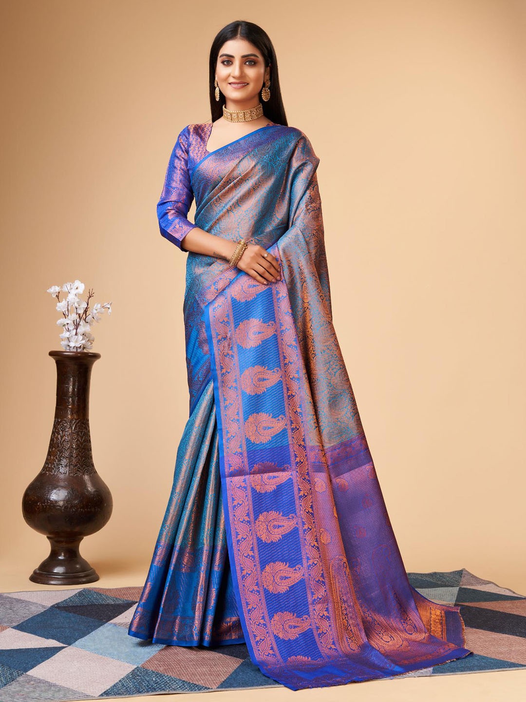 

Spetila Ethnic Motifs Woven Design Zari Pure Silk Kanjeevaram Saree, Teal