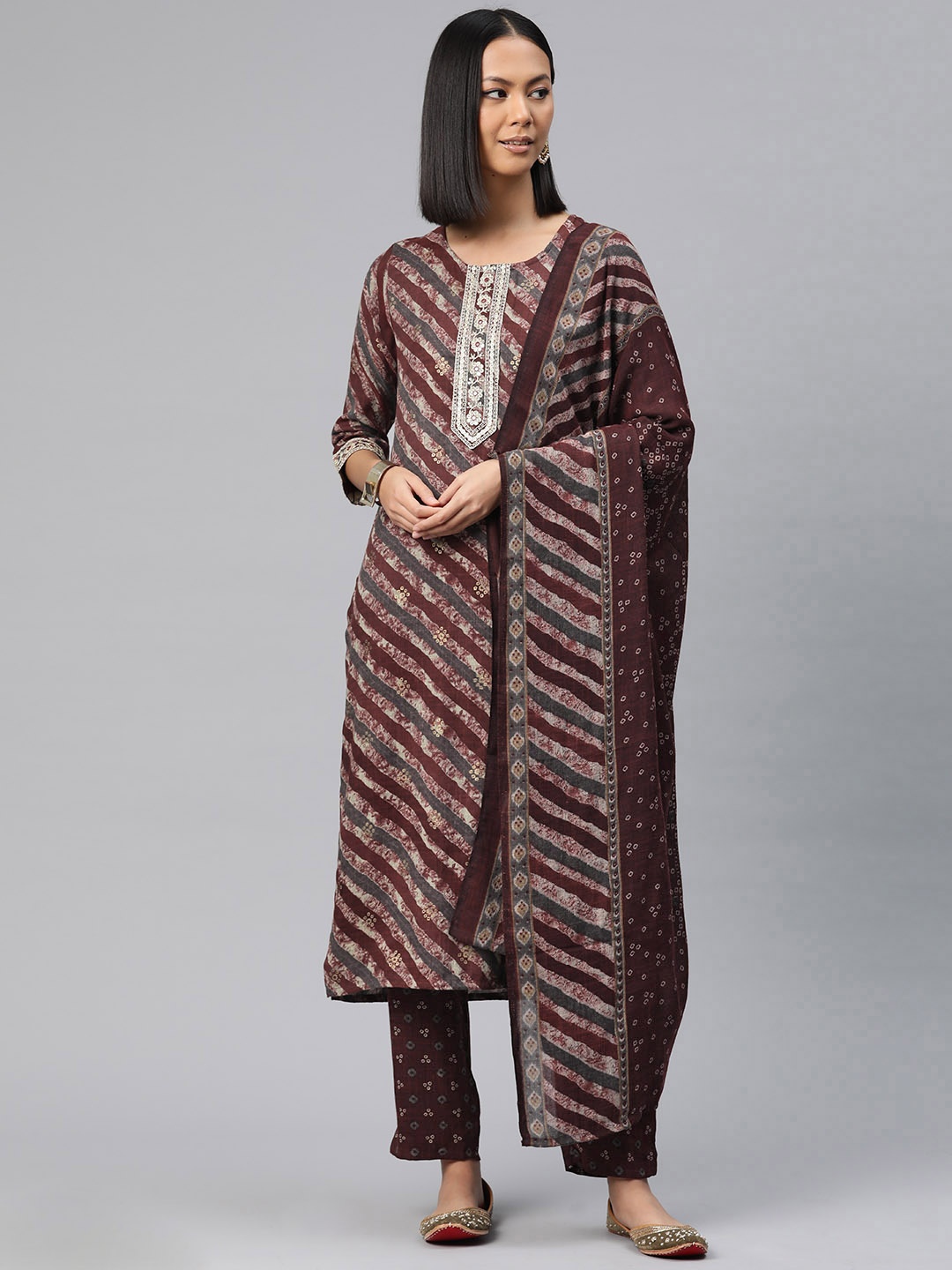 

Readiprint Printed Sequinned Pure Cotton Kurta with Trousers & Dupatta, Maroon