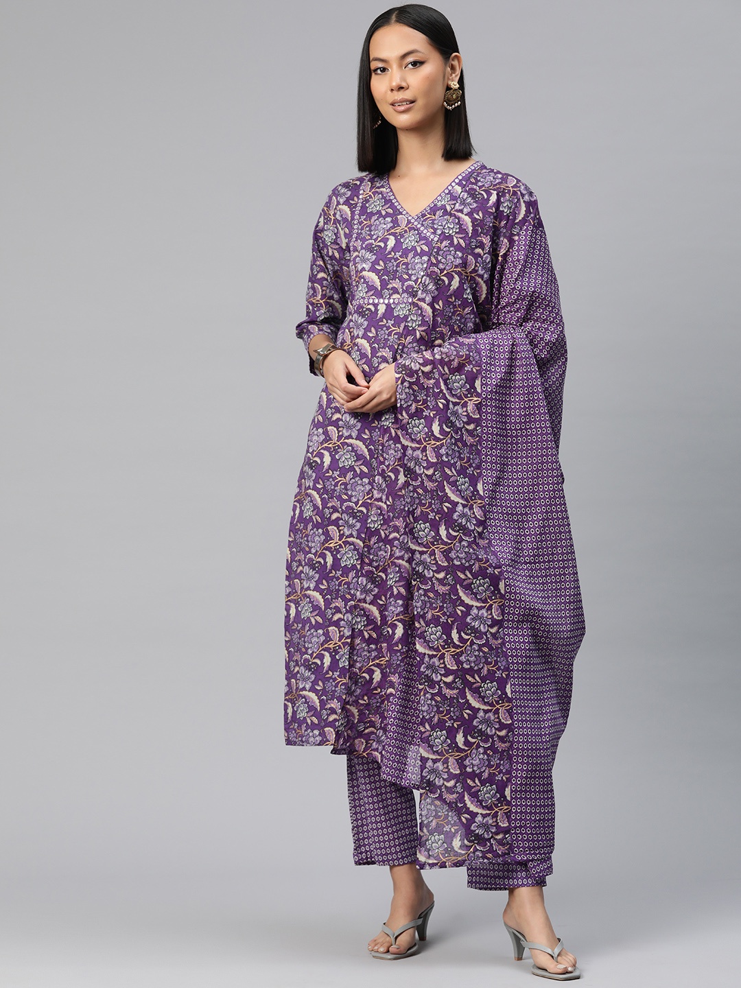 

Readiprint Fashions Floral Printed Angrakha Sequinned Pure Cotton Kurta Trousers & Dupatta, Purple