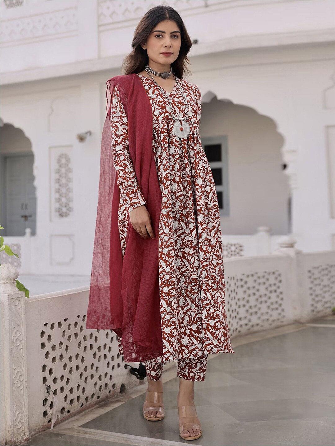 

KALINI Floral Printed V Neck Anarkali Kurta & Trousers With Dupatta, Maroon