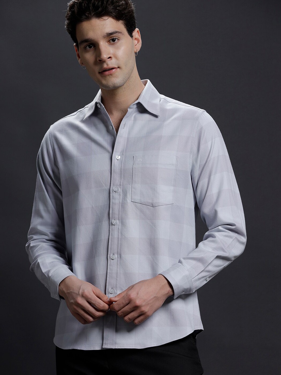 

Aldeno Comfort Fit Checked Spread Collar Long Sleeves Cotton Casual Shirt, Grey