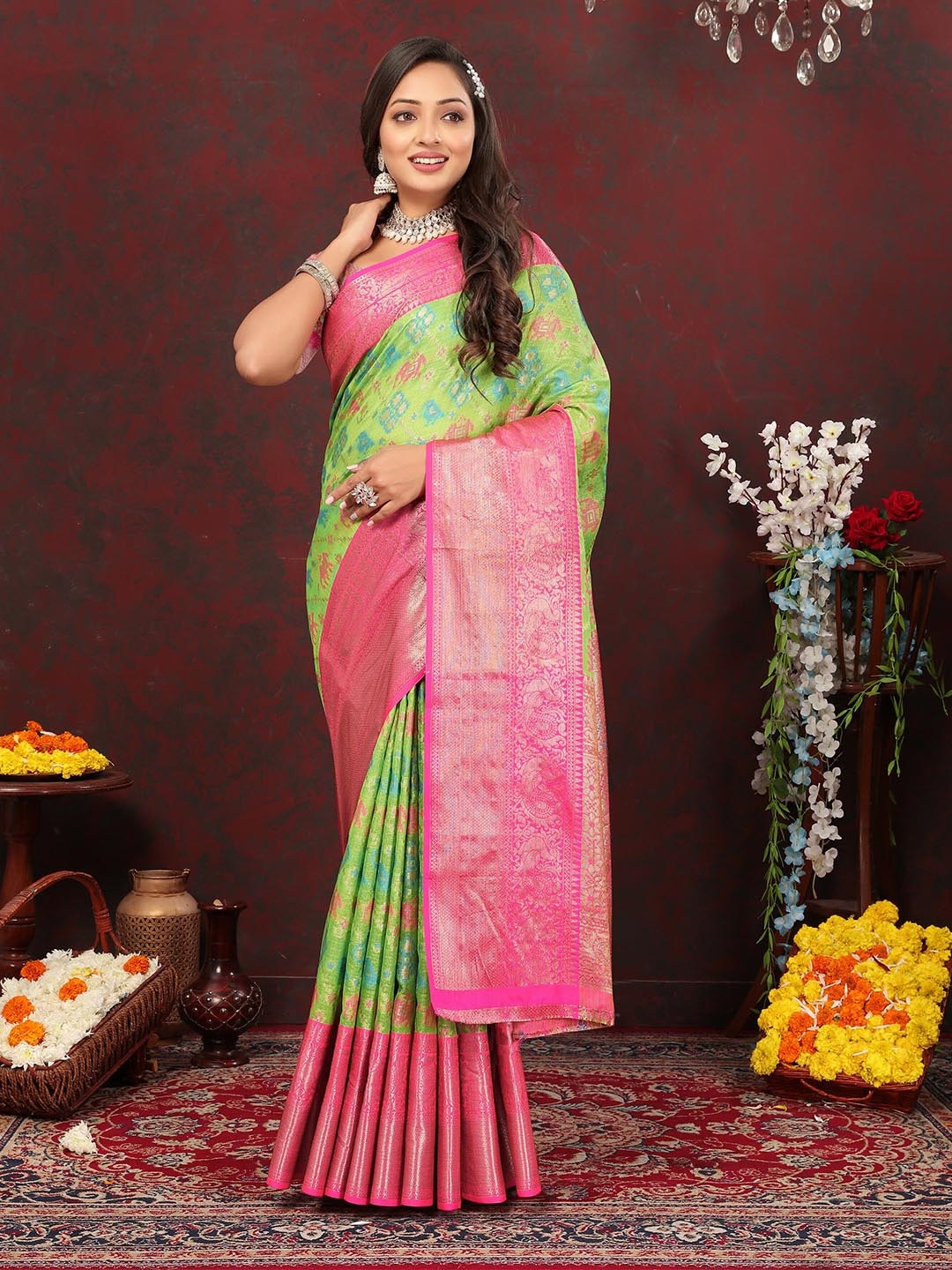 

ZIBLON Woven Design Art Silk Kanjeevaram Saree, Green