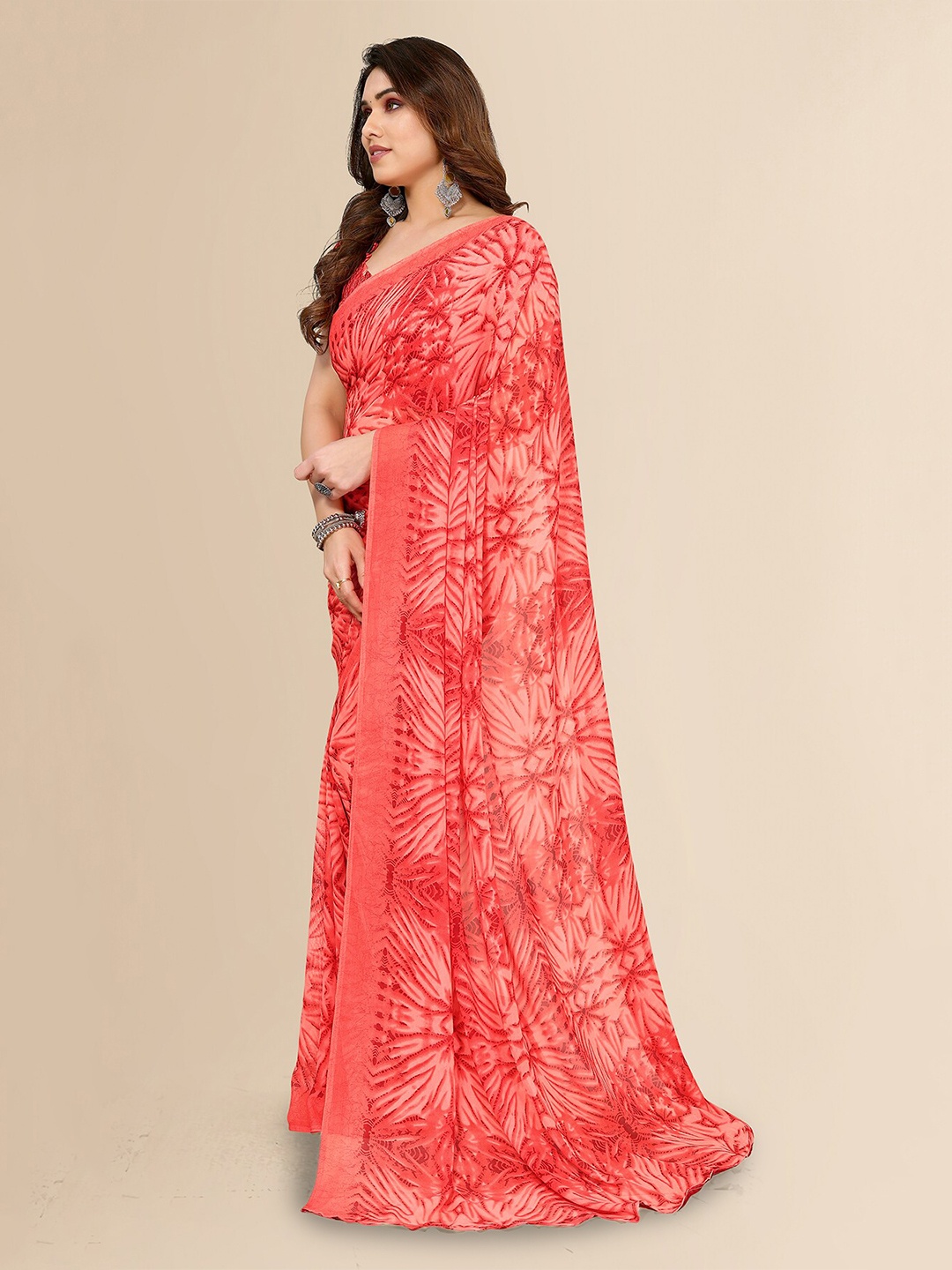 

Moda Rapido Tie and Dye Printed Saree, Red
