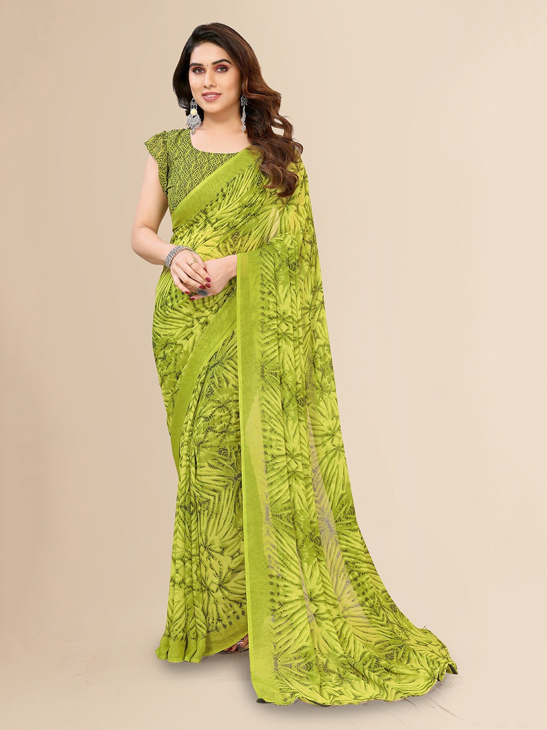 Moda Rapido Floral Printed Saree, Green