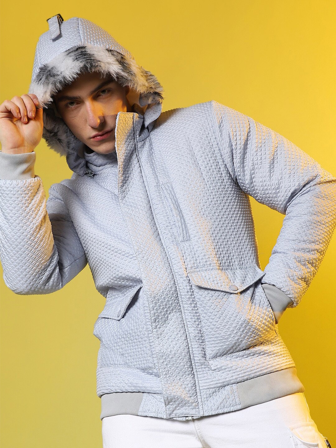 

Campus Sutra Self Designed Hooded Windcheater Puffer Jacket, Grey
