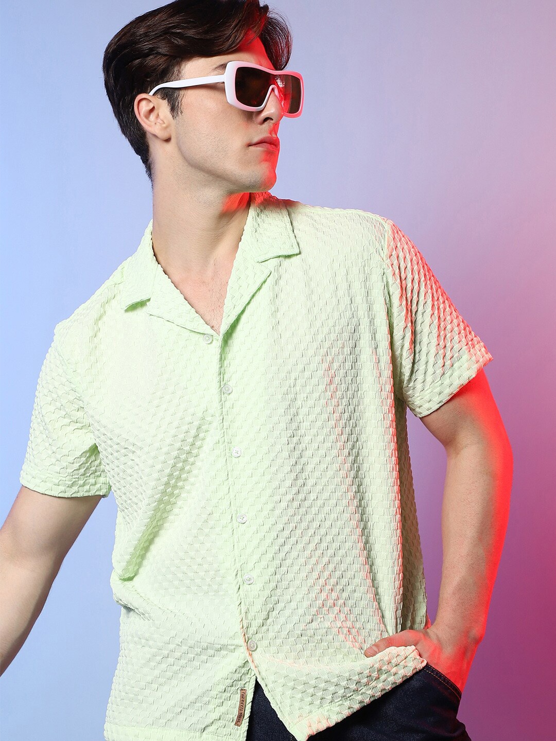 

Campus Sutra Spread Collar Short Sleeves Classic Casual Shirt, Green