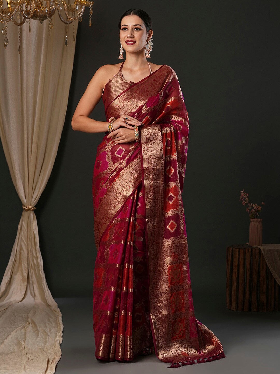 

Anouk Ethnic Motifs Woven Design Banarasi Zari Saree, Red