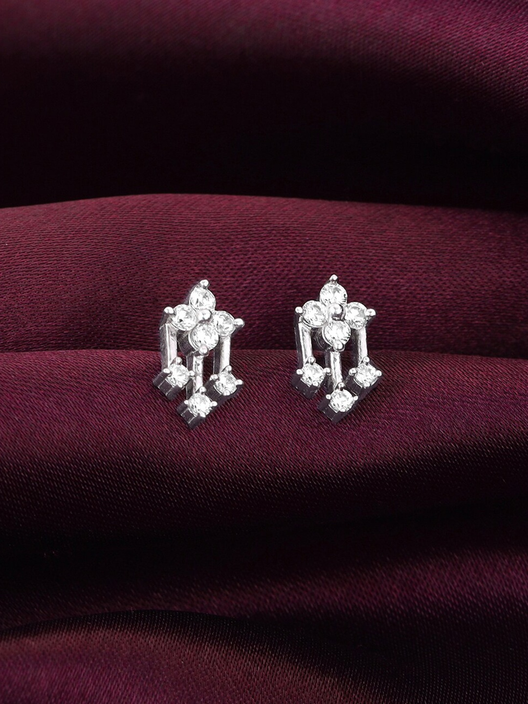 

GIVA 925 Sterling Silver Pleated Zircon Studs Earrings