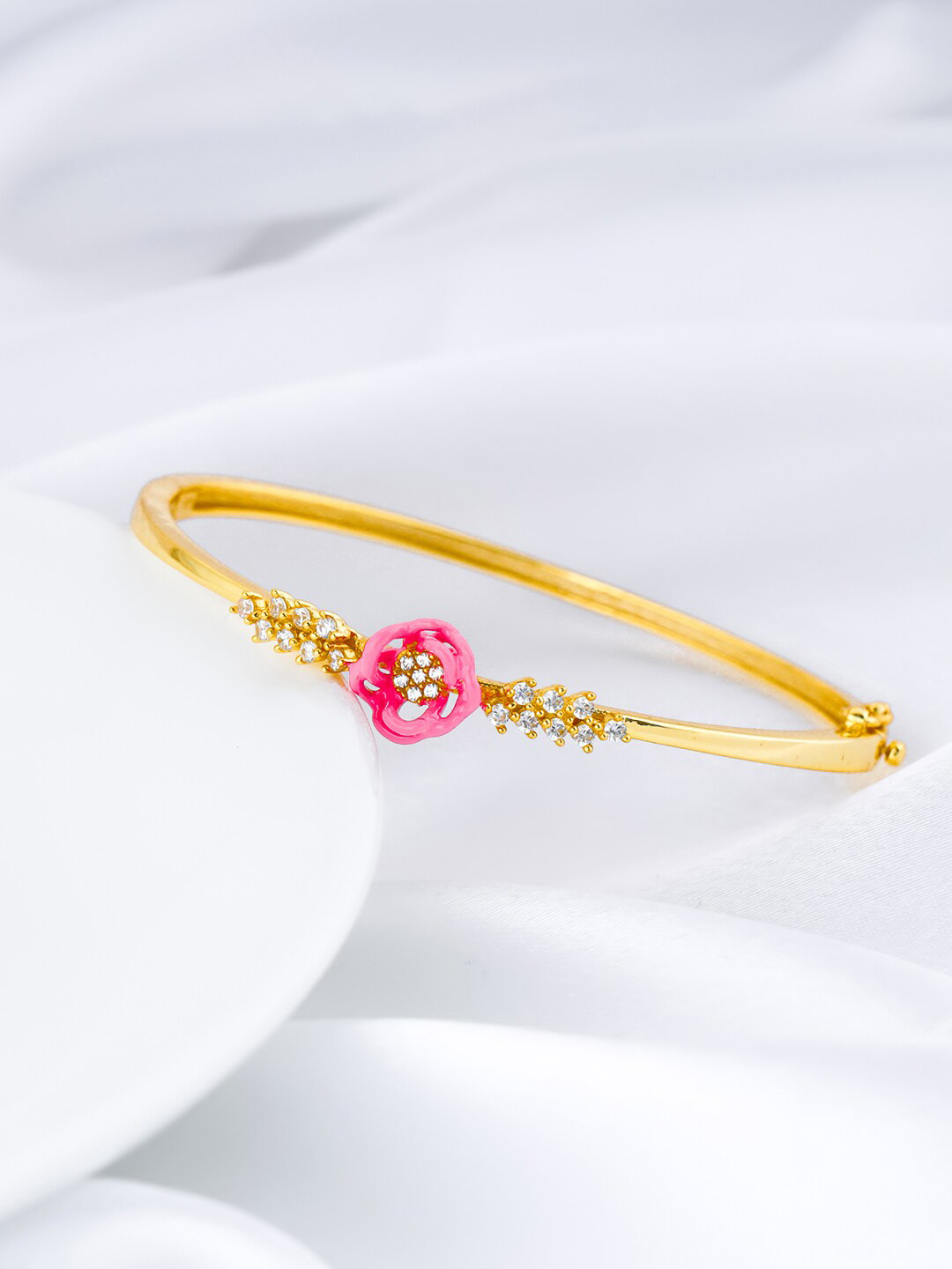 

GIVA Women 925 Sterling Silver Gold-Plated Kada Bracelet