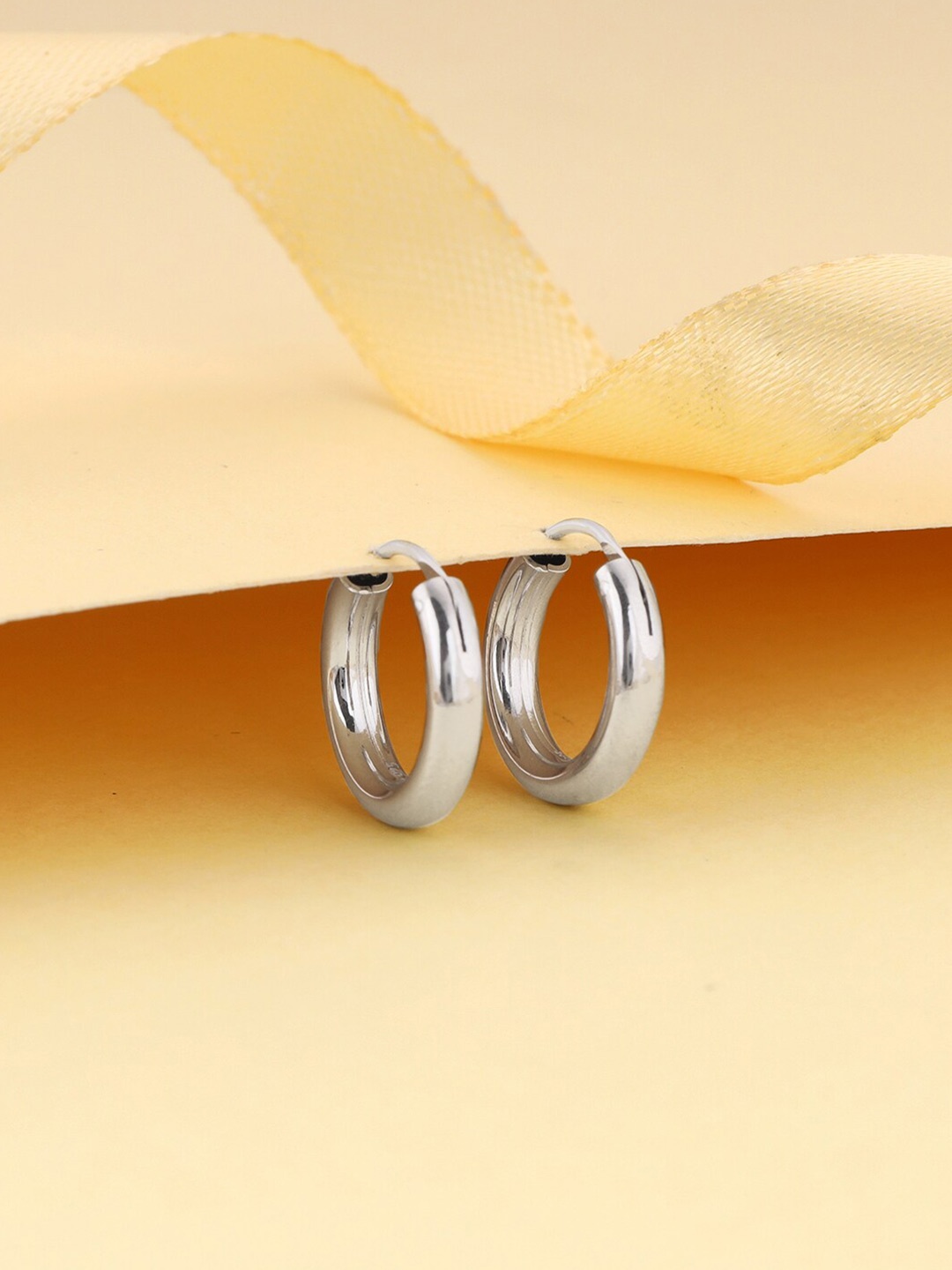 

GIVA Rhodium-Plated 925 Sterling Silver Contemporary Hoop Earrings