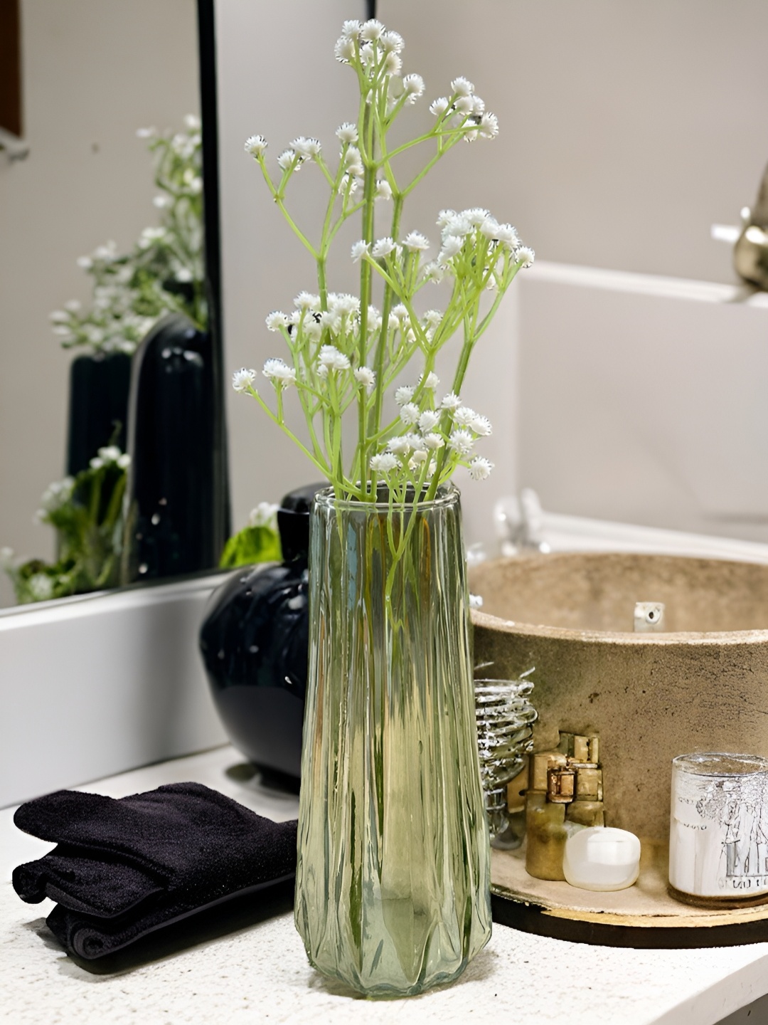 BS AMOR Green & White Decorative Glass Vases With Flower