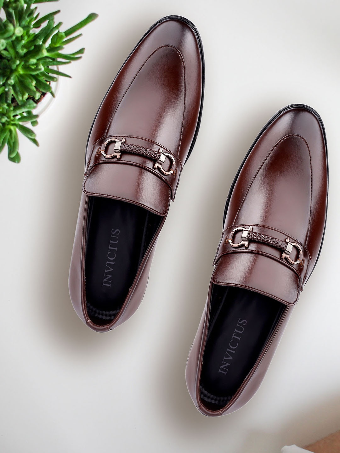 

INVICTUS Men Pointed Toe Slip-On Formal Loafers, Brown