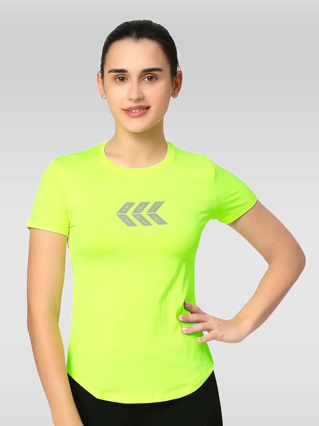 

LAASA SPORTS Close Neck Slim Fit Runner T-shirt, Green