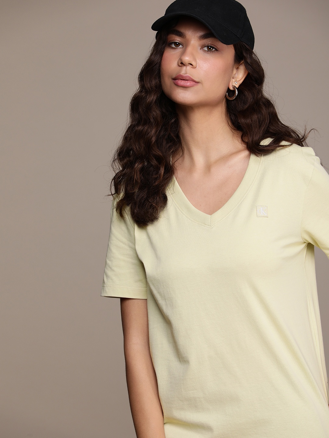

Calvin Klein Jeans V-Neck Pure Cotton T-shirt, Beige