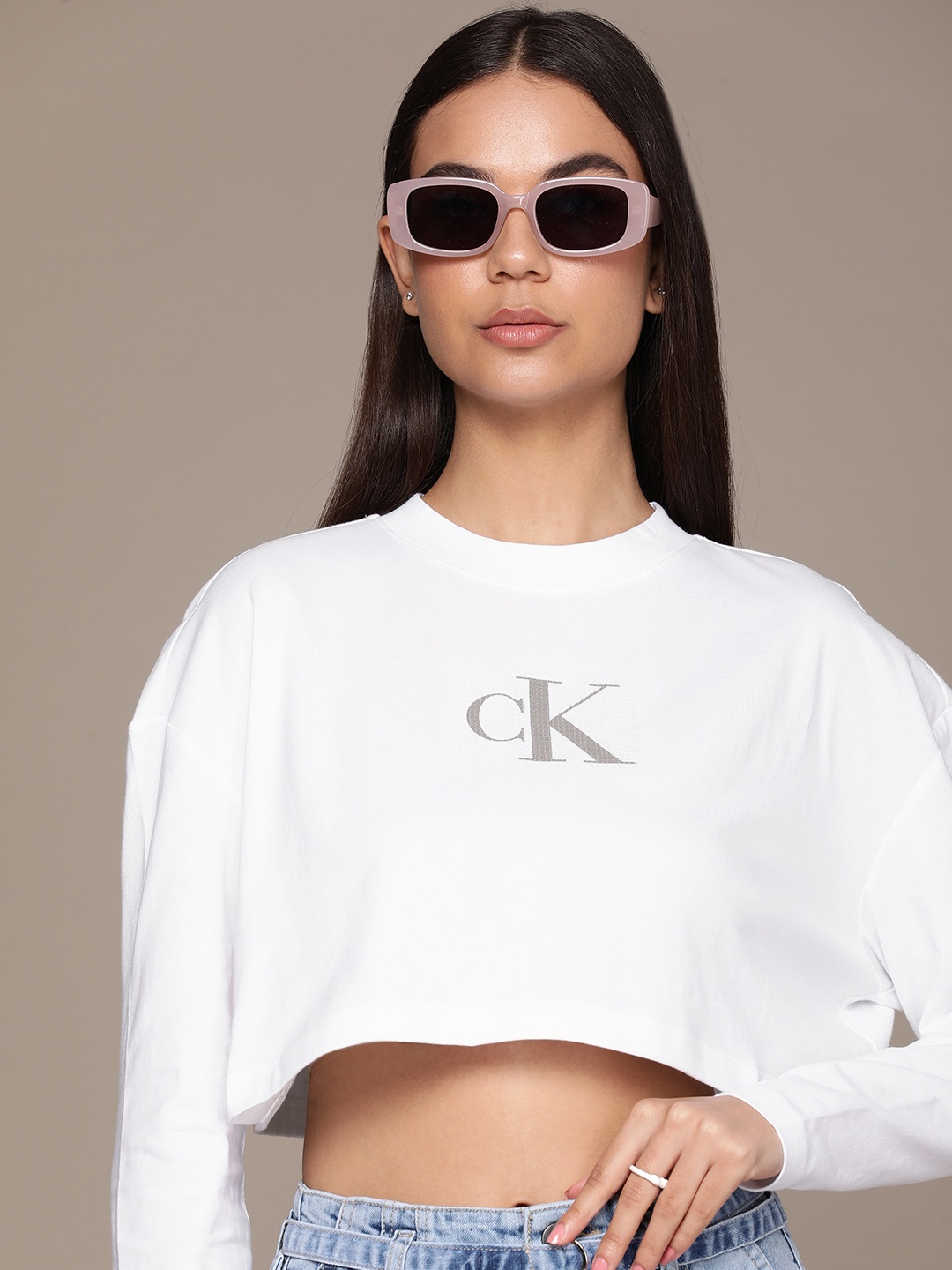

Calvin Klein Jeans Brand Logo Embellished Pure Cotton Crop Top, White