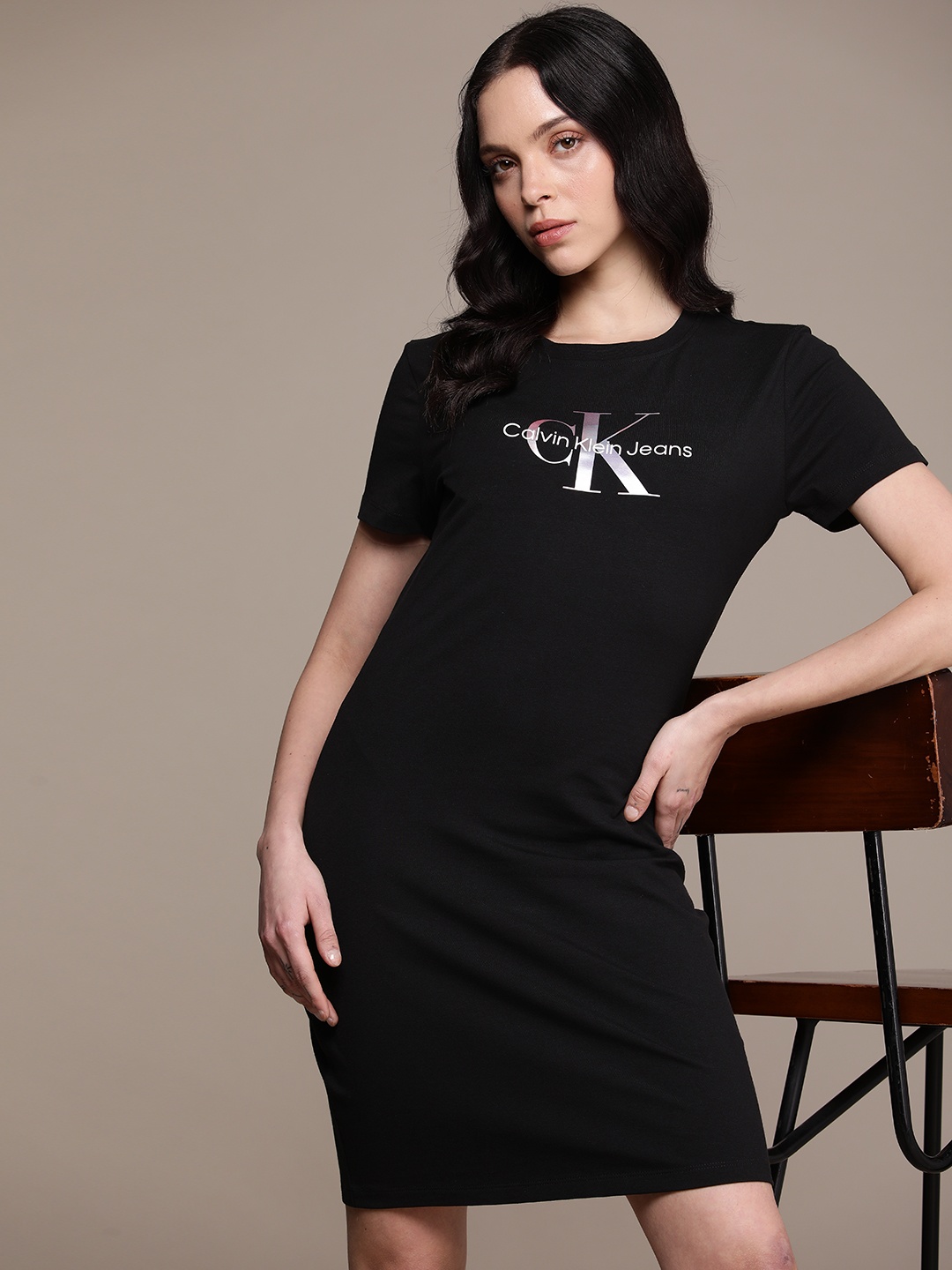 

Calvin Klein Jeans Brand Logo Embroidered T-shirt Dress, Black