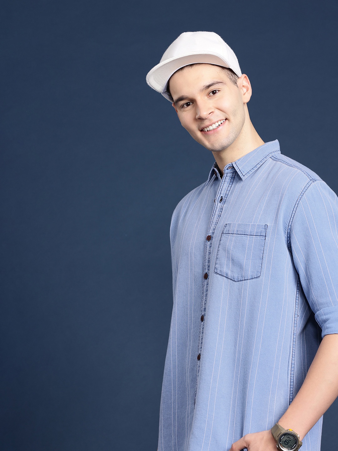 

Mast & Harbour Men Striped Pure Cotton Casual Shirt, Blue