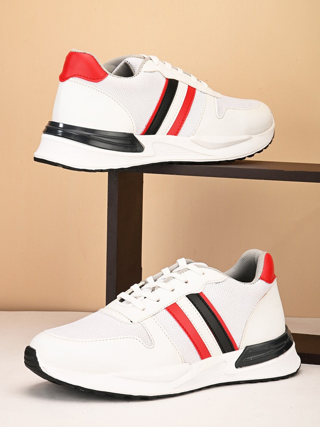 

Mast & Harbour White Men Textured Sneakers