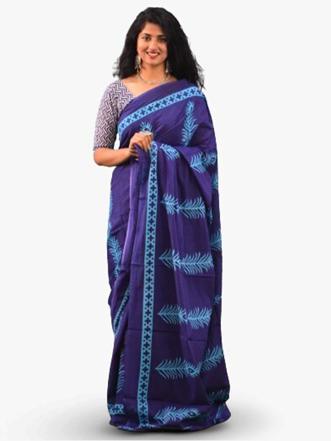 

TROPWEAR Ethnic Motifs Printed Pure Cotton Block Print Saree, Blue