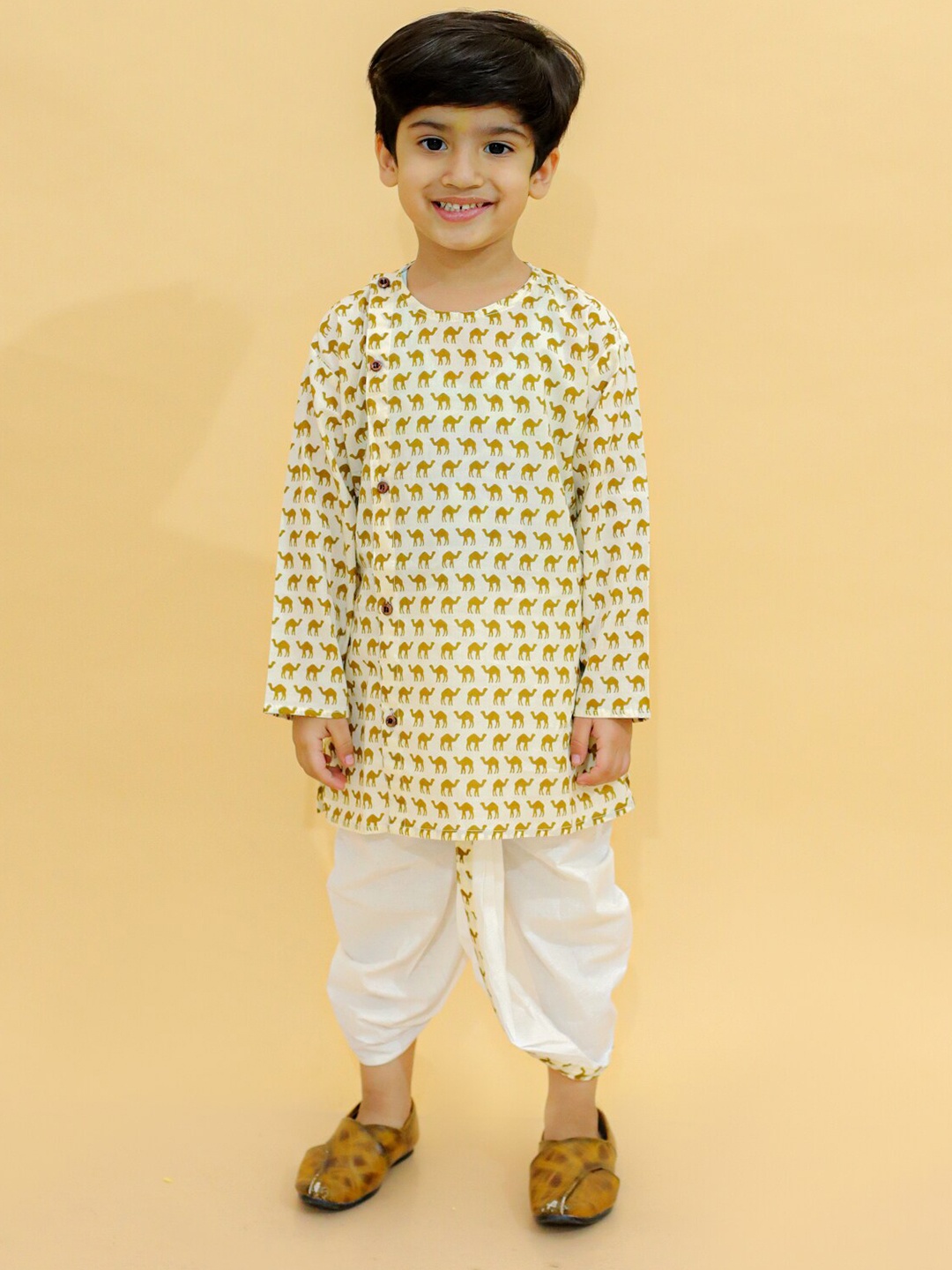 

BAESD Boys Animal Printed Round Neck Full Sleeves Cotton Ethnic Kurta With Dhoti Pants, Olive