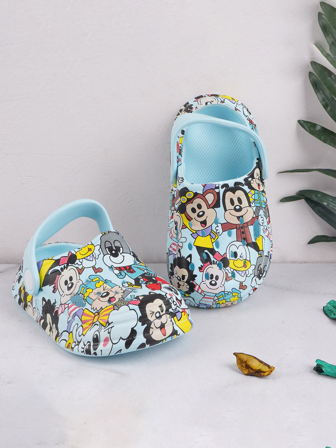 

BAESD Kids Printed Croslite Clogs, Blue
