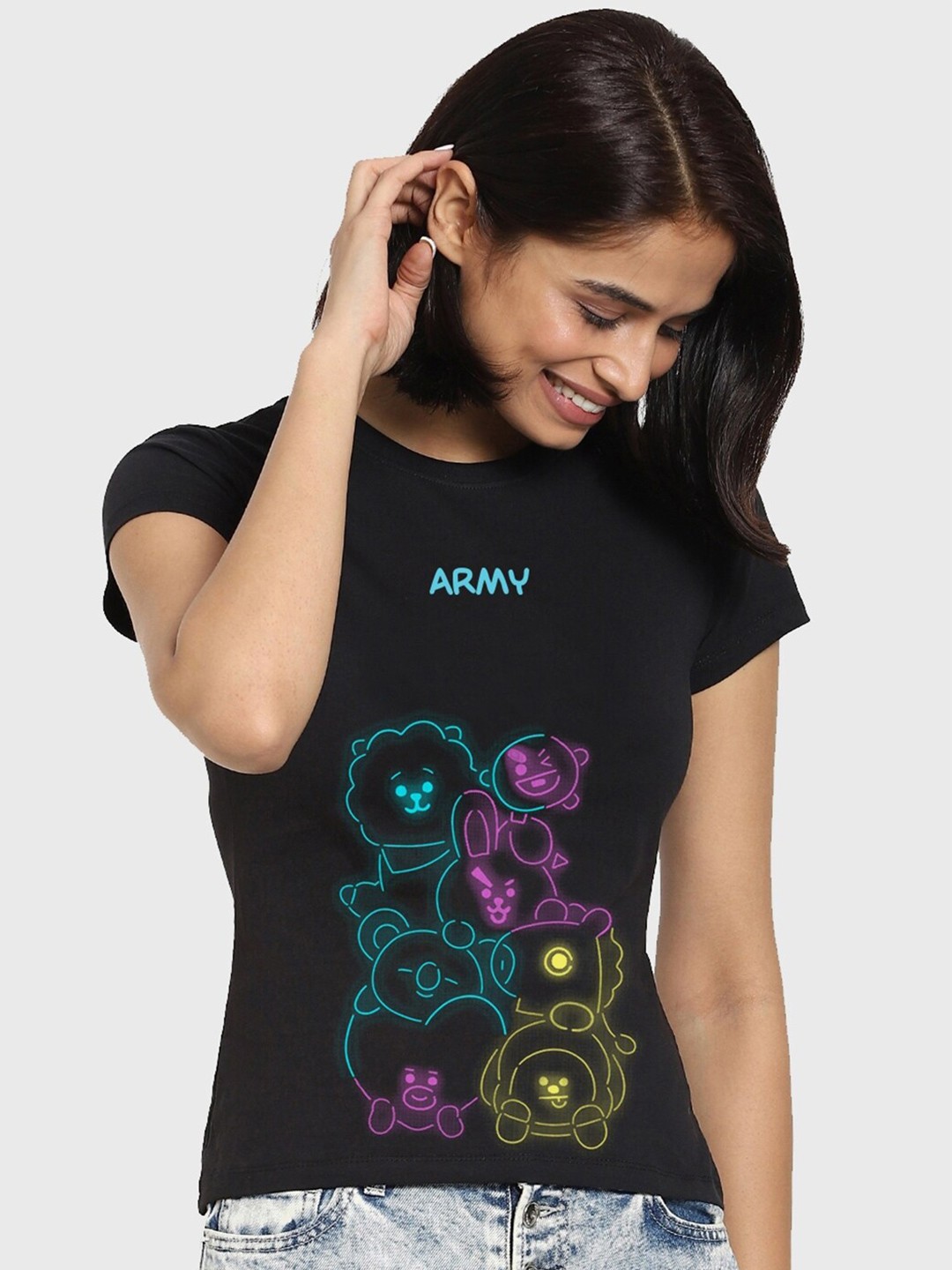 

Bewakoof BTS Glow Graphic Printed Cotton T-shirt, Black