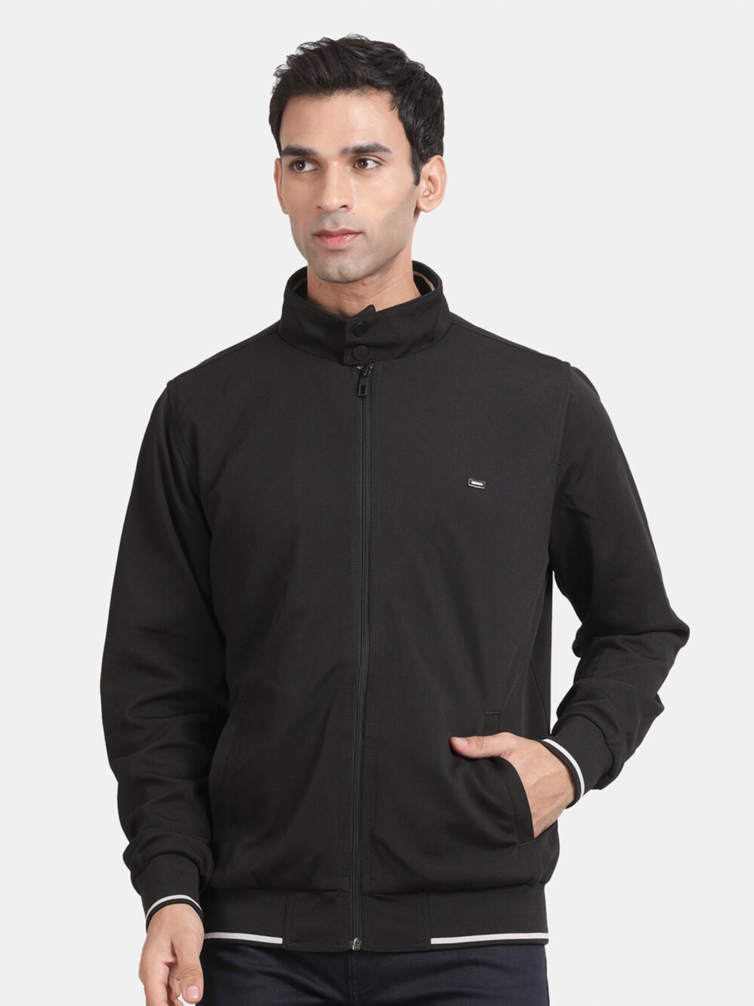 

t-base Insulator Bomber Jacket, Black