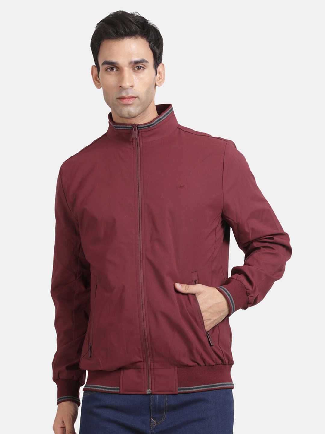 

t-base Lightweight Bomber Jacket, Red