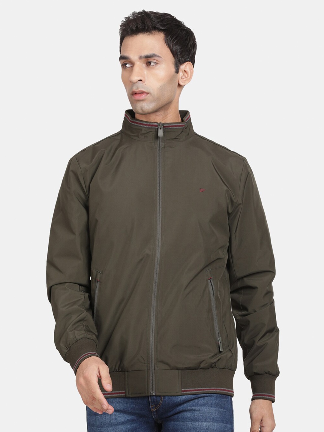 

t-base Lightweight Bomber Jacket, Green