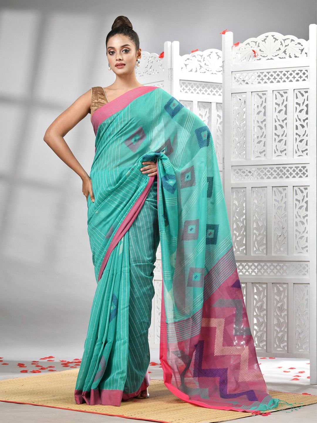 

Angoshobha Striped Woven Design Saree, Sea green