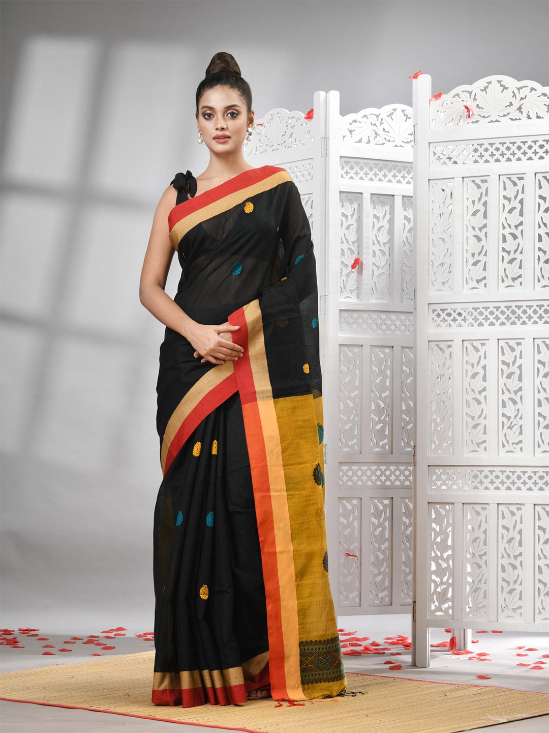 

Angoshobha Ethnic Motifs Woven Design Saree, Black