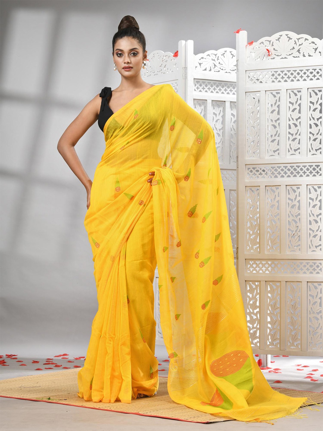 

Angoshobha Woven Design Saree, Yellow