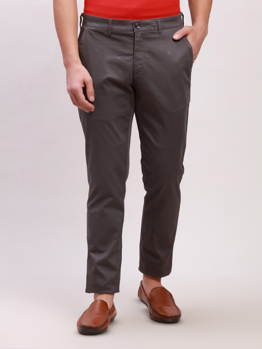 

ColorPlus Men Slim Fit Mid-Rise Chinos Trousers, Grey