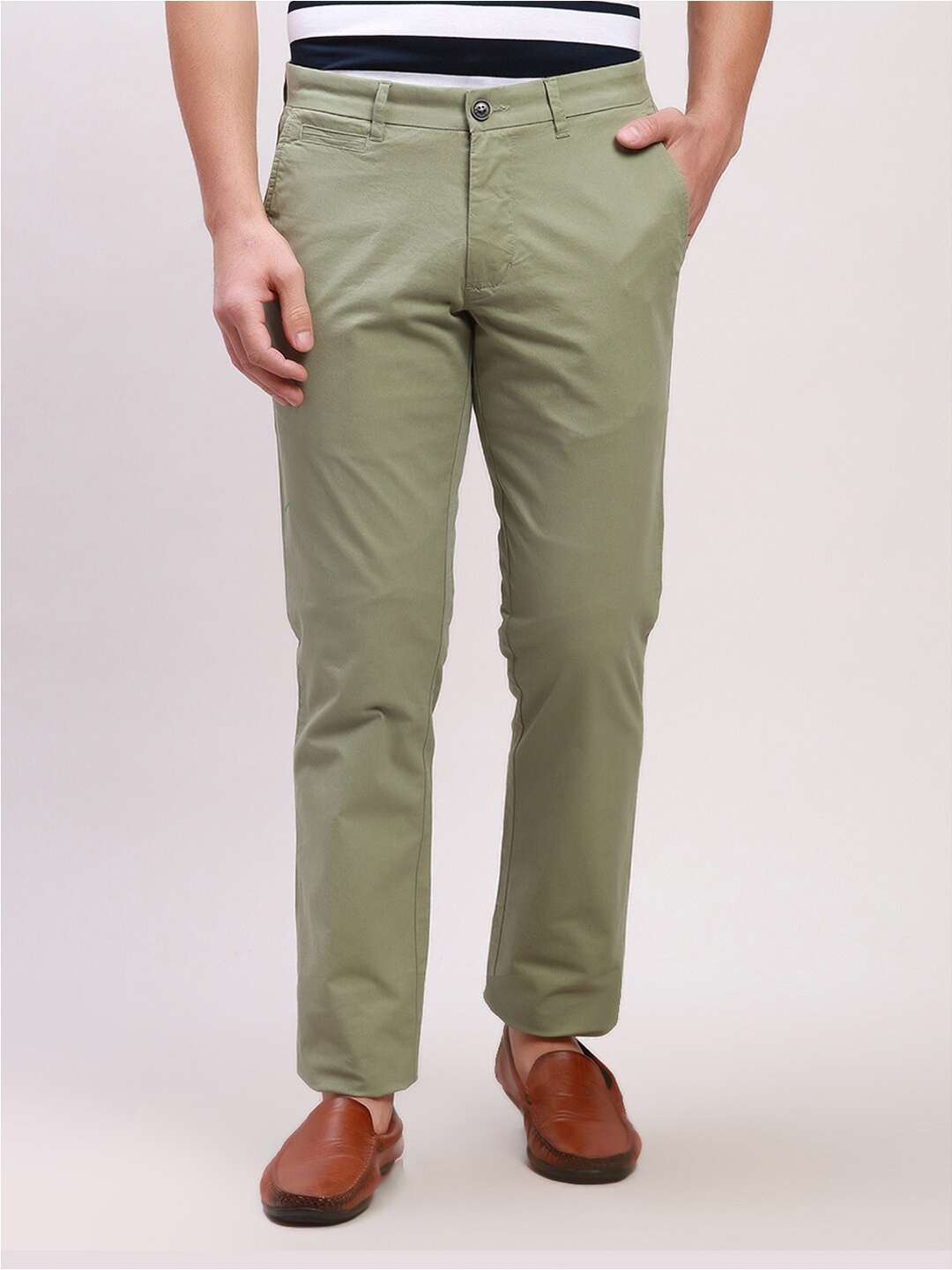 

Parx Men Mid-Rise Tapered Fit Trousers, Green